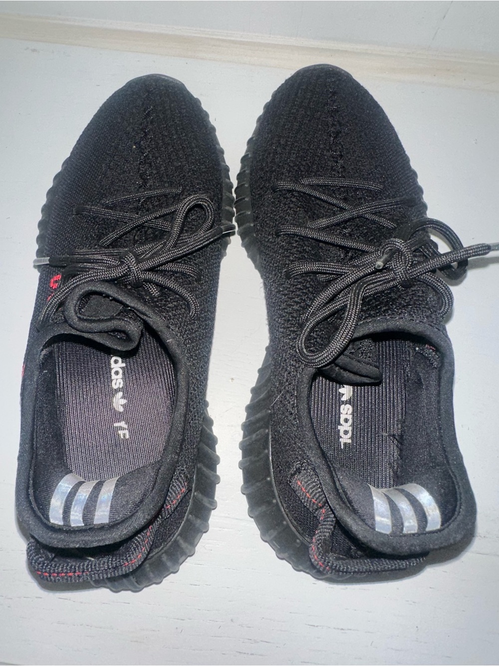 Yeezy Boost 350 V2 Black Red Men’s Size 9
Knit Sneakers Athletic Shoes - Picture 2 of 8